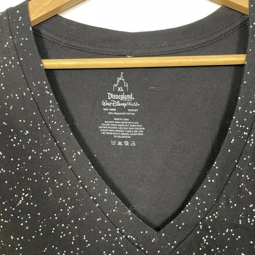 Disney Twilight Zone Tower of Terror V-neck Cotton T-shirt Size: XL